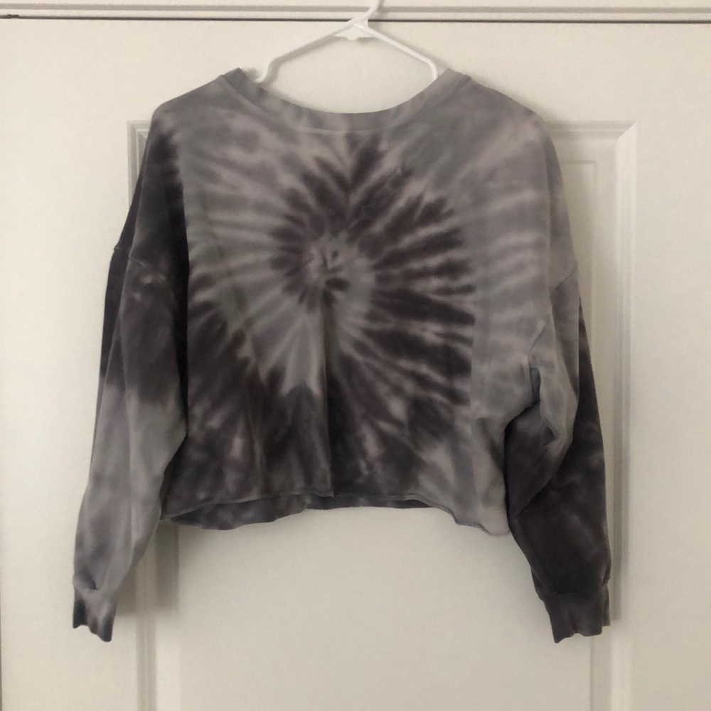 Treasure and bond tie-dye long-sleeve crop